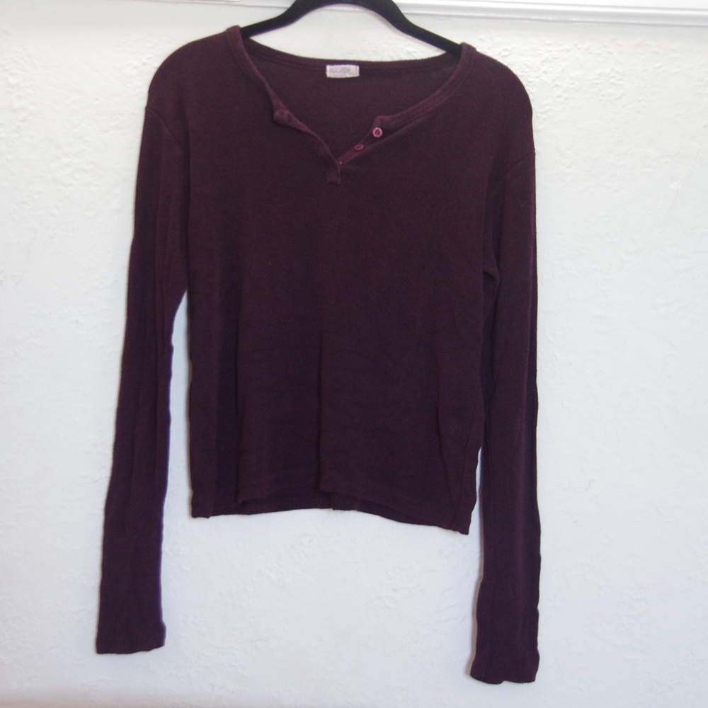 brandy melville maroon long sleeve